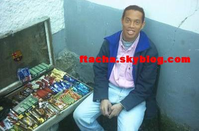 hada howa lbi3 a si ronaldinho